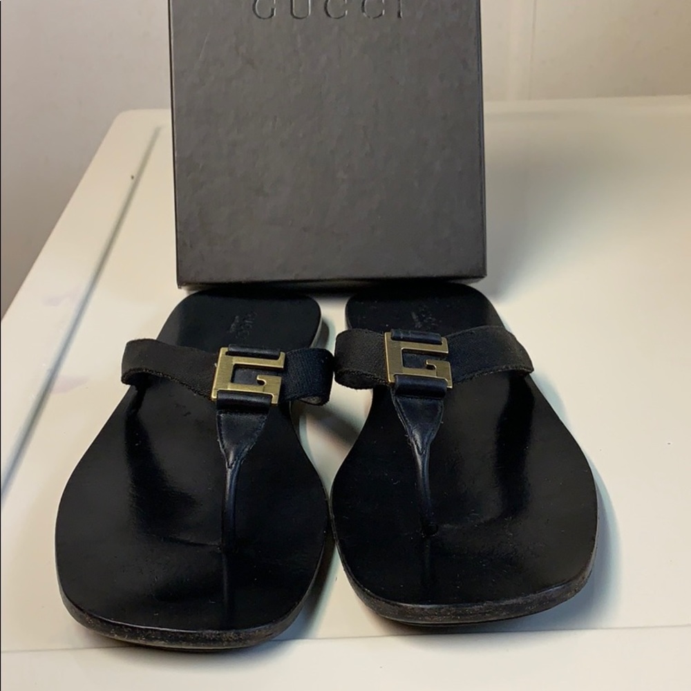 Authentic Gucci Thong sandal